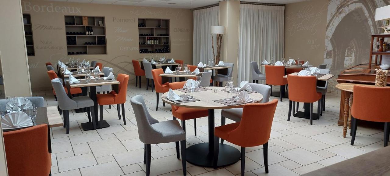 Logis Hotel Restaurant Le Relais De L'Abbaye Saint-Evroult-Notre-Dame-du-Bois Buitenkant foto
